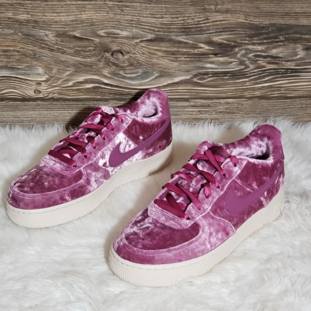 New Nike Air Force 1 LV8 Purple Velvet Sneakers - Picture 7 of 8